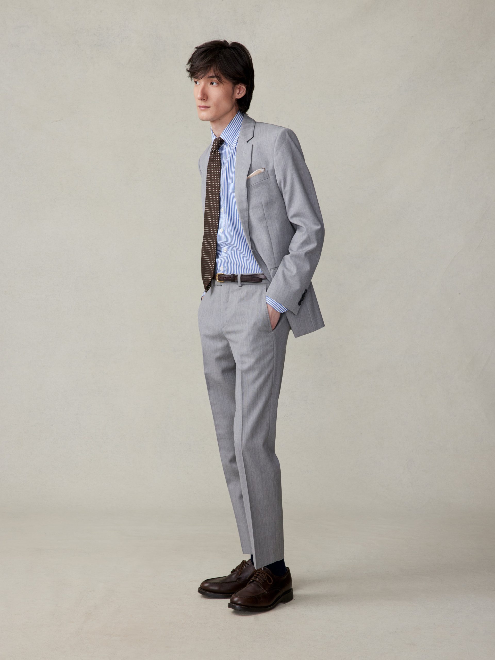 VET407 Light Grey Suit - Image 4