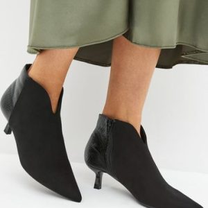 VET2188 Black Heeled Pointed Shoe Boots