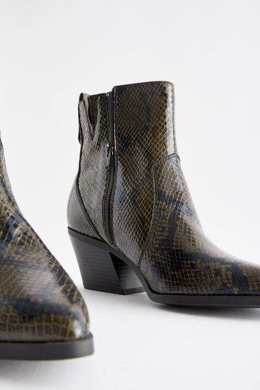 VET2179 Regular/Wide Fit Cowboy Western Ankle Boots - Image 3