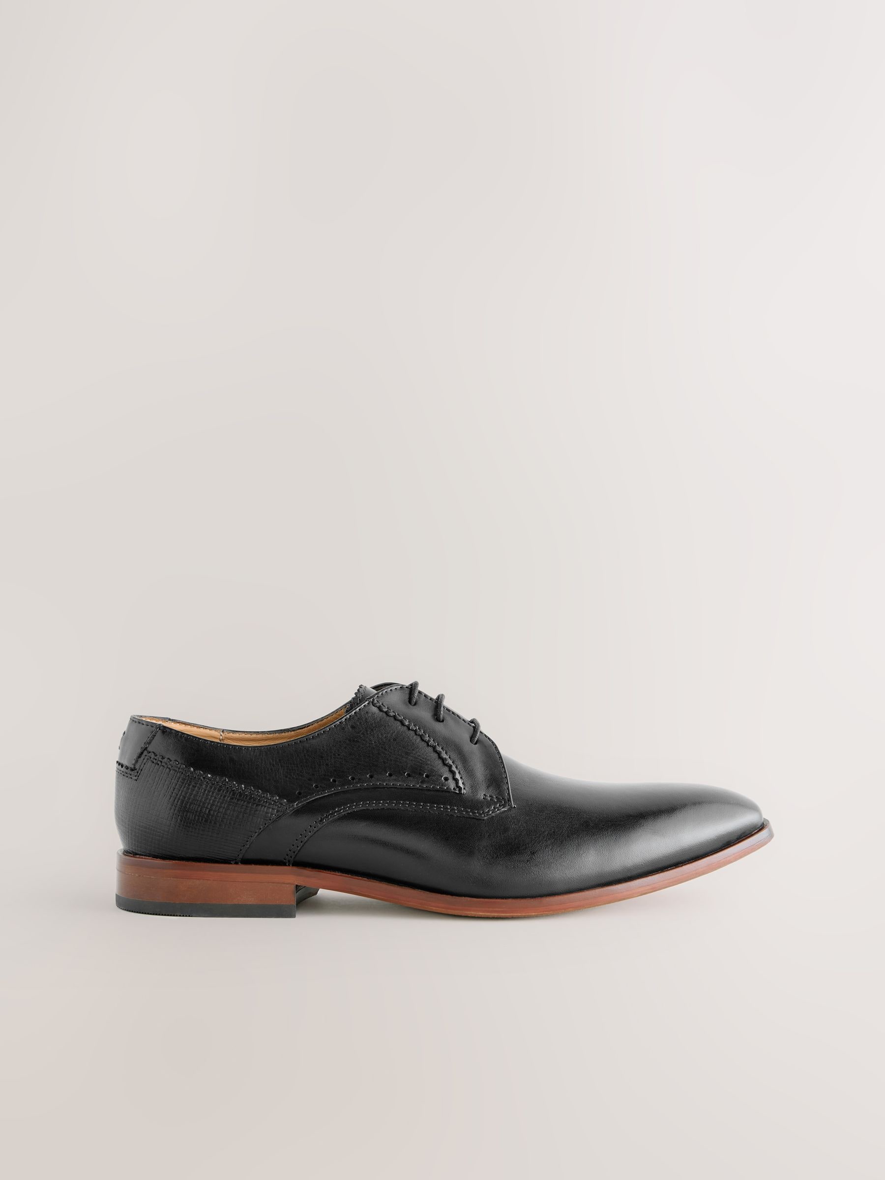 VET371 Black Leather Derby Shoes - Image 3