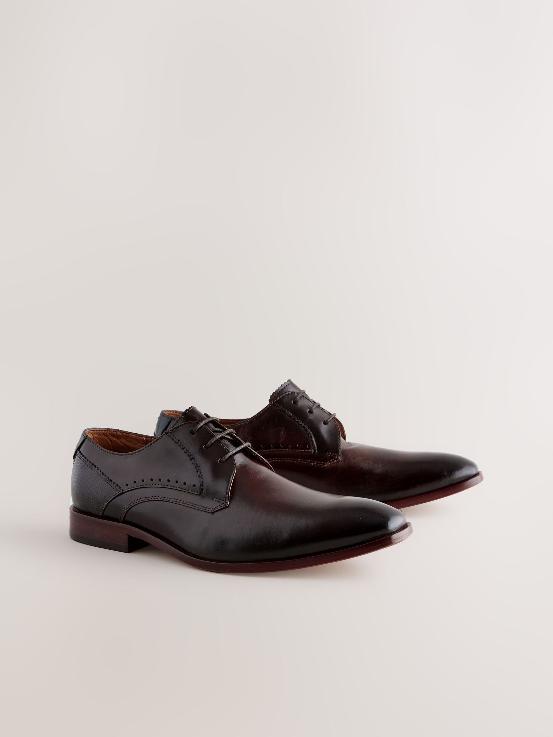 VET369 Brown Leather Derby Shoes - Image 3