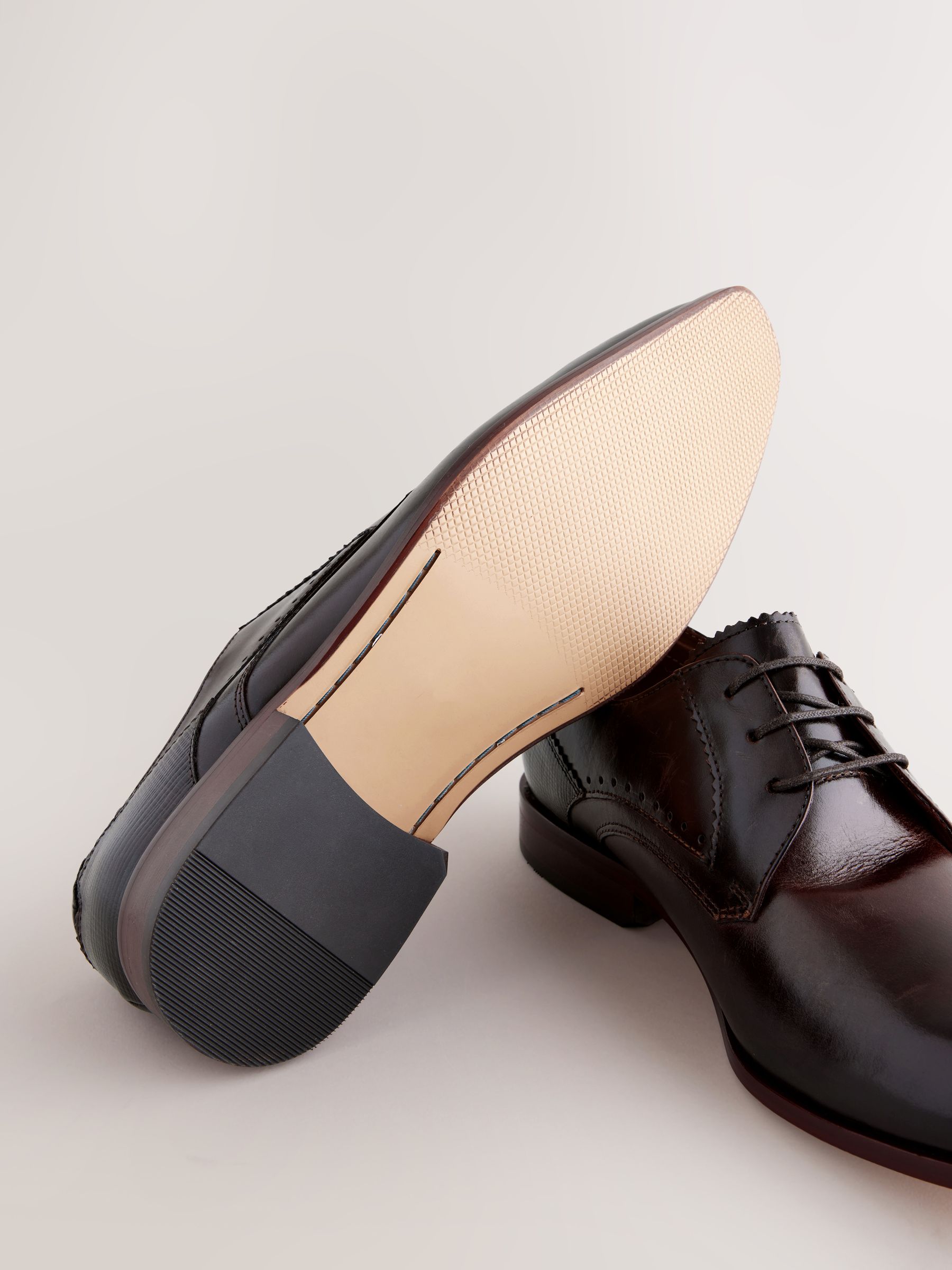 VET369 Brown Leather Derby Shoes - Image 4