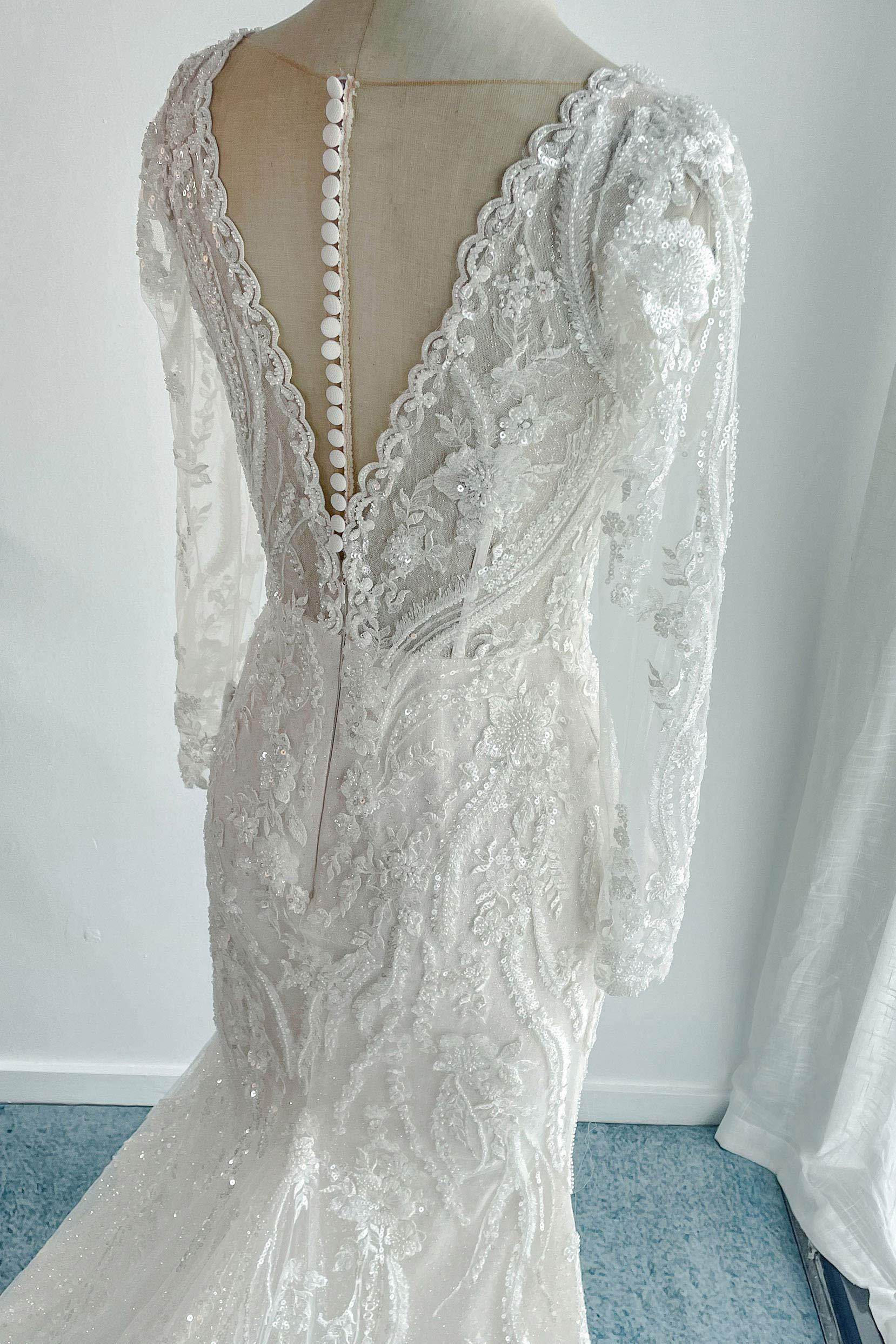 VET428 Trumpet-Mermaid Chapel Train Lace Tulle Wedding Dress - Image 11