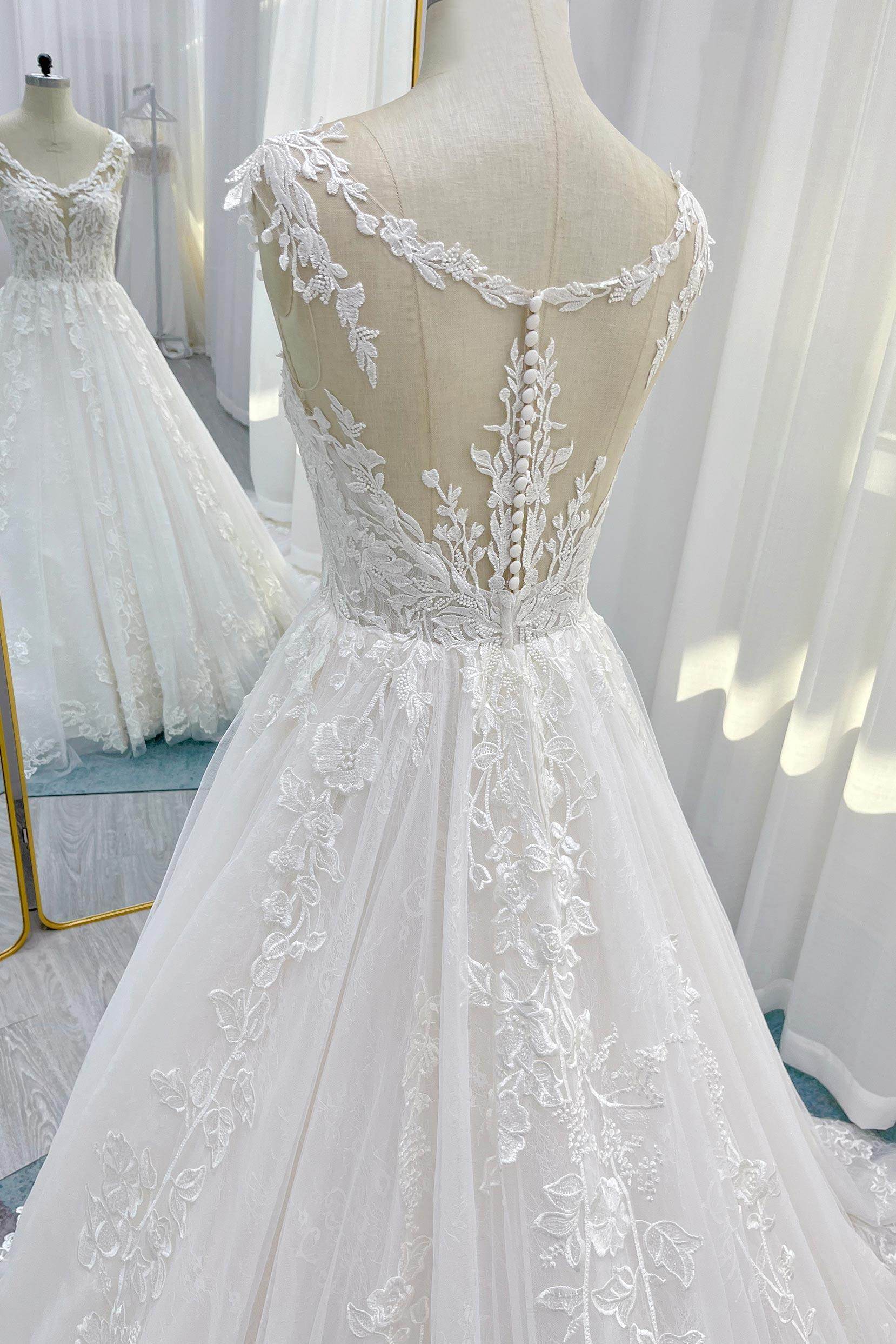 VET439 Ball Gown Cathedral Train Lace Tulle Wedding Dress - Image 6