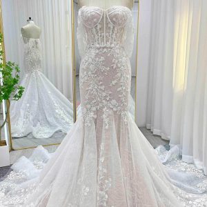 VET424 Trumpet-Mermaid Court Train Lace Tulle Wedding Dress