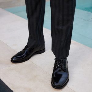 VET380 Black Standard Fit Signature Leather Sole Derby Shoes