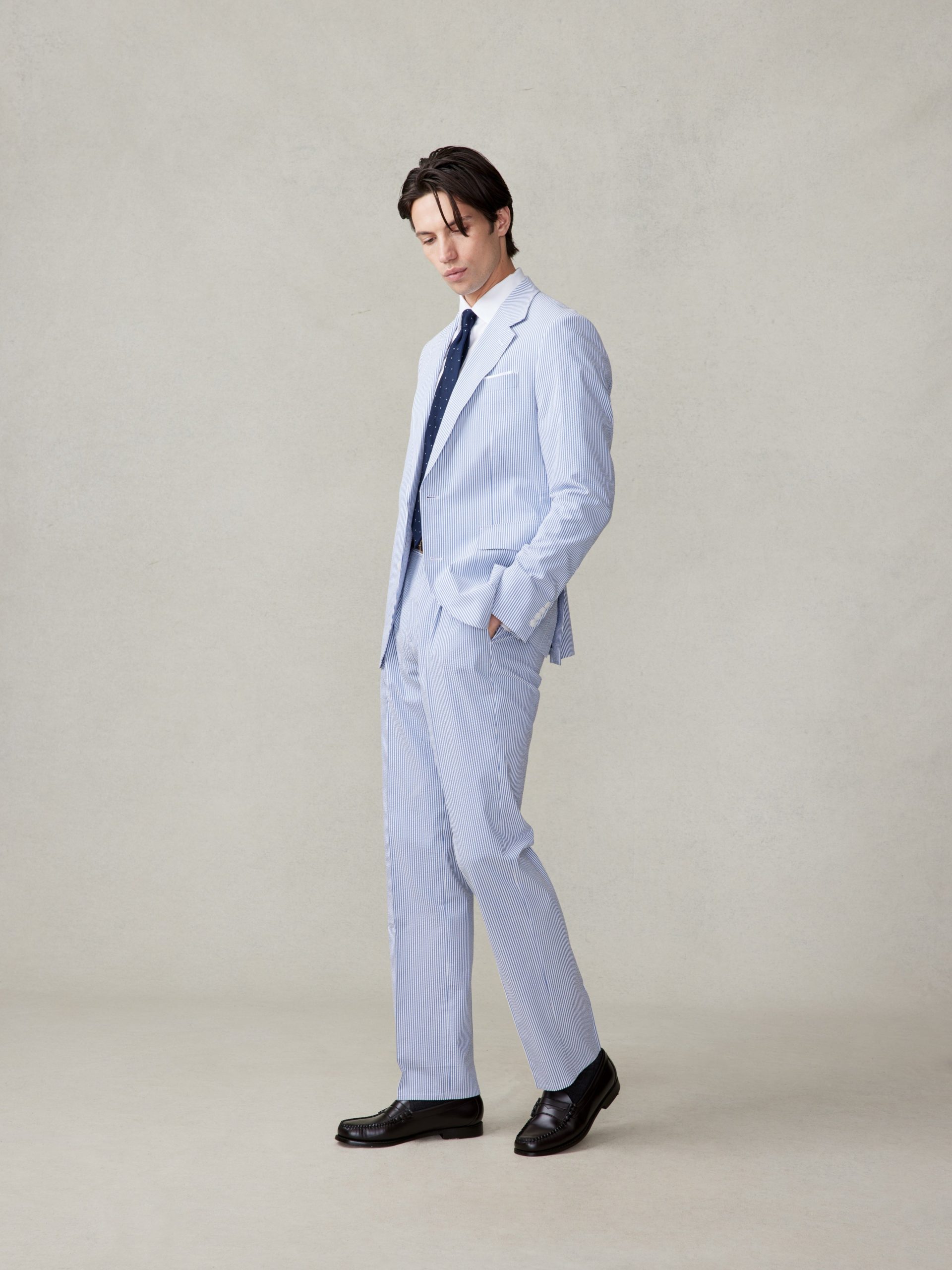 VET421 Blue & White Seersucker Suit - Image 3