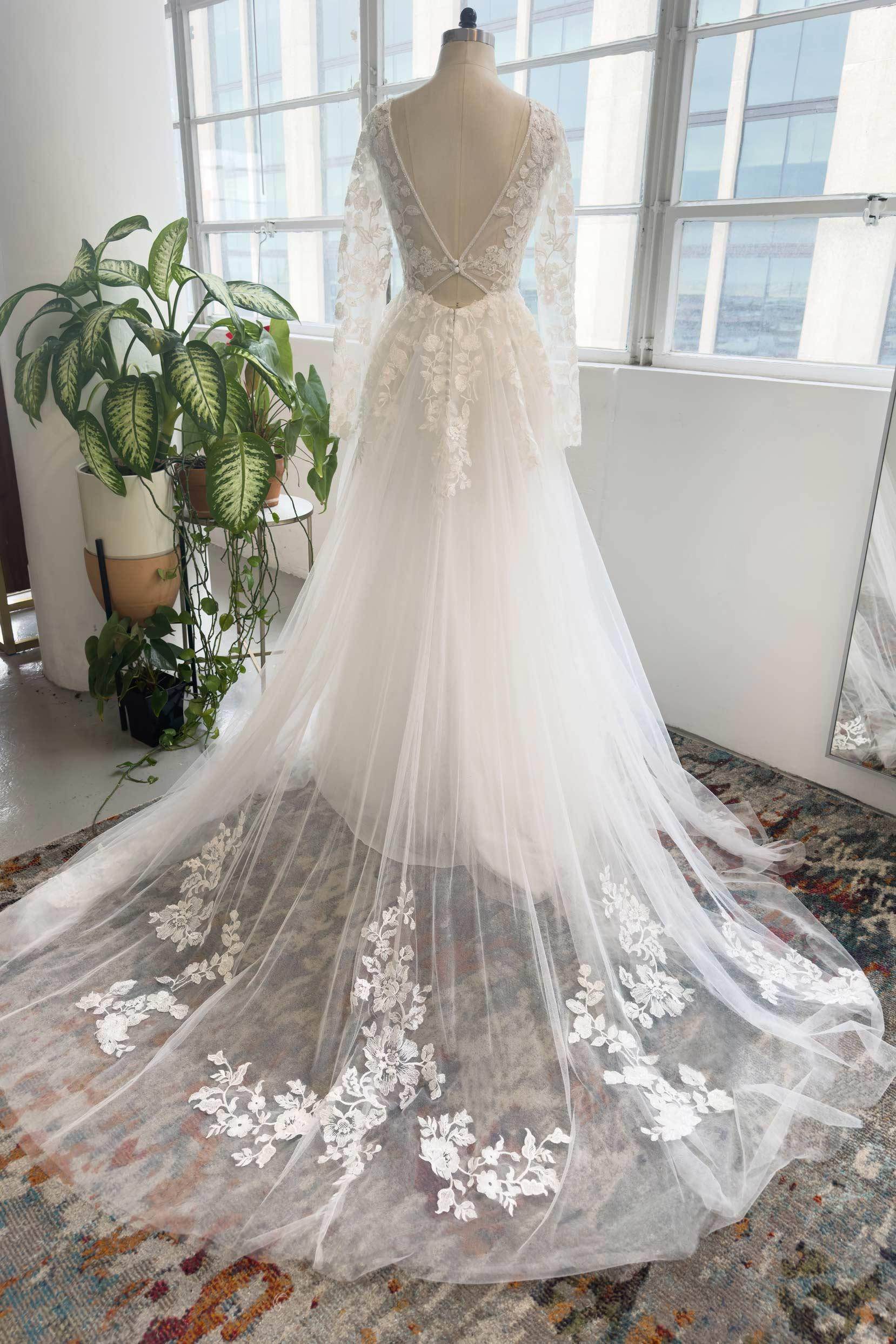 VET440 A-Line Court Train Lace Tulle Wedding Dress - Image 2