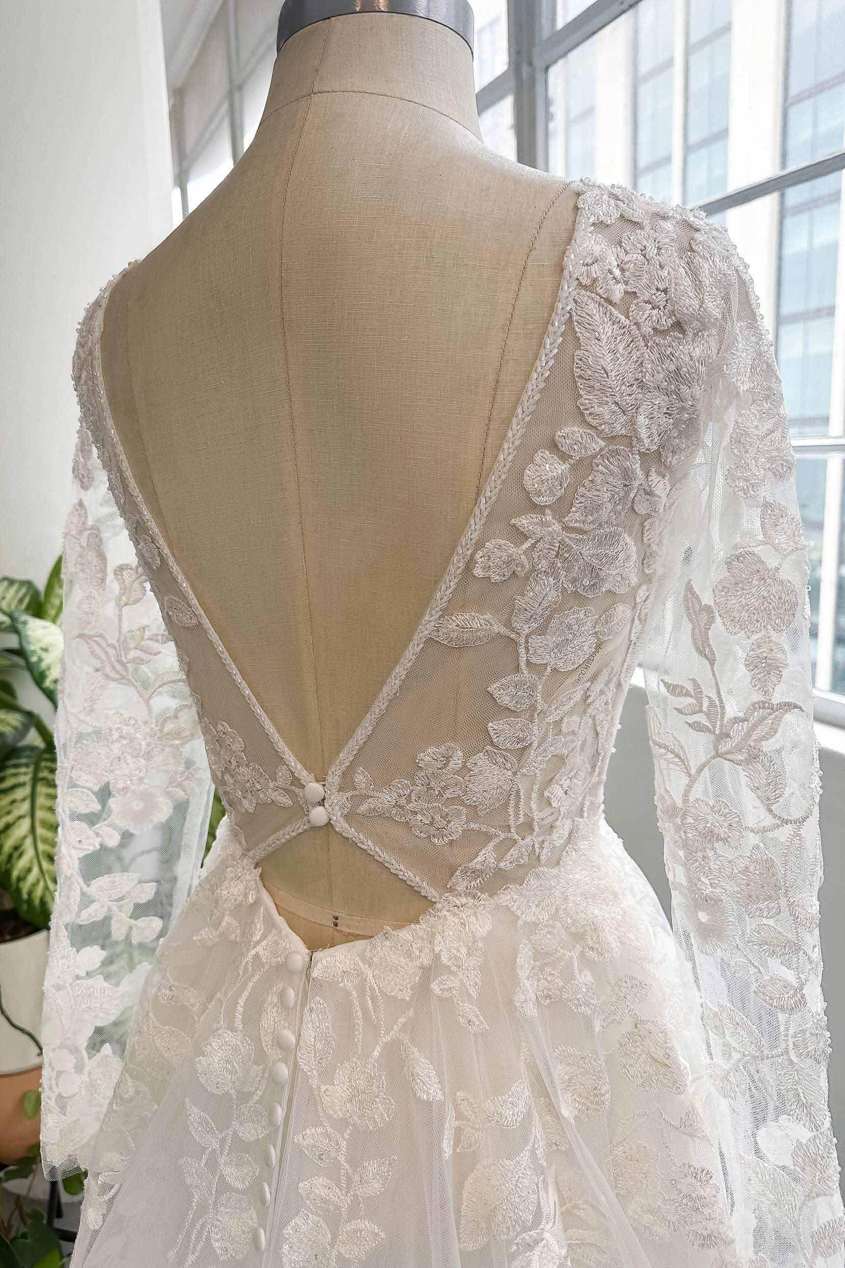 VET440 A-Line Court Train Lace Tulle Wedding Dress - Image 3