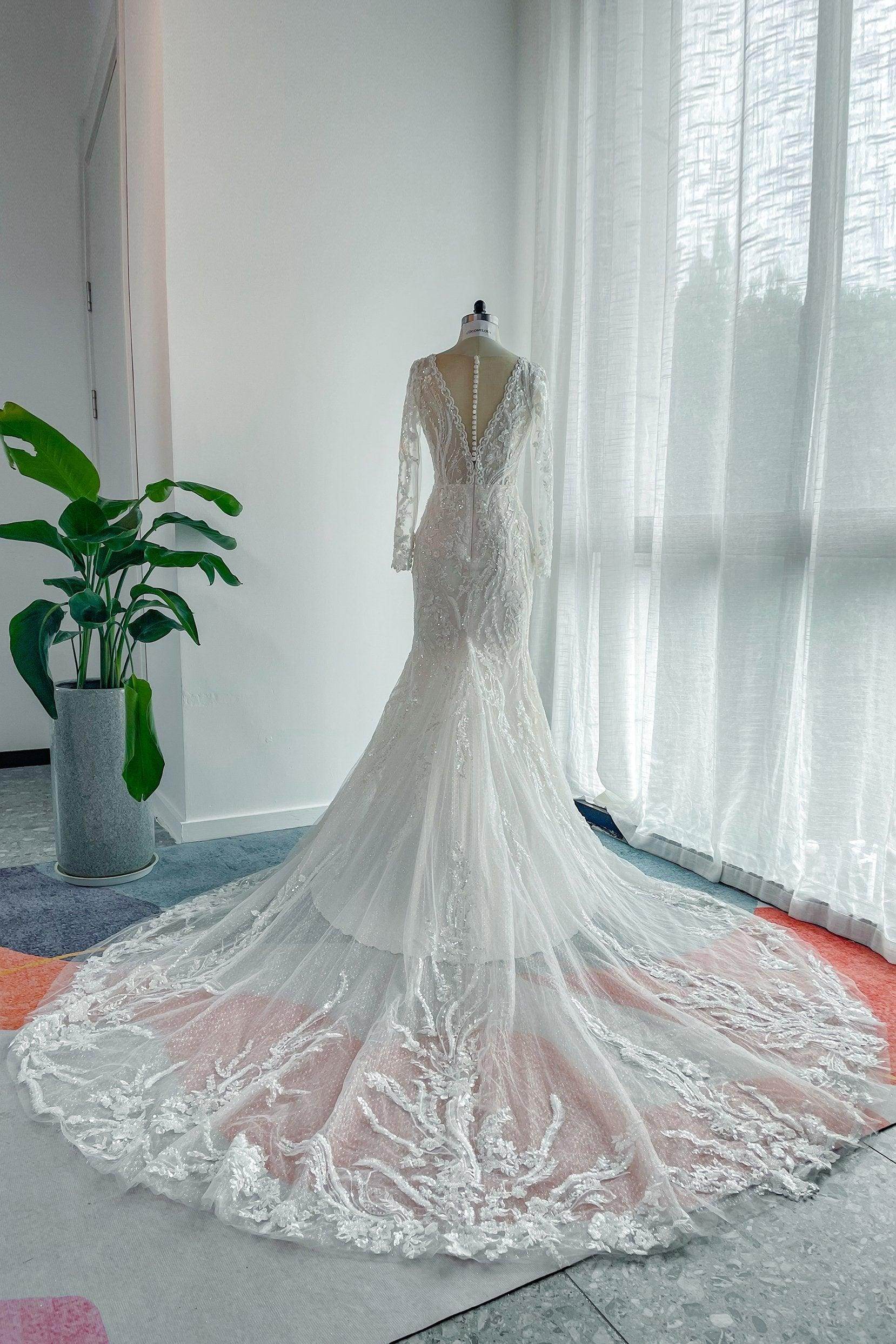 VET428 Trumpet-Mermaid Chapel Train Lace Tulle Wedding Dress - Image 6