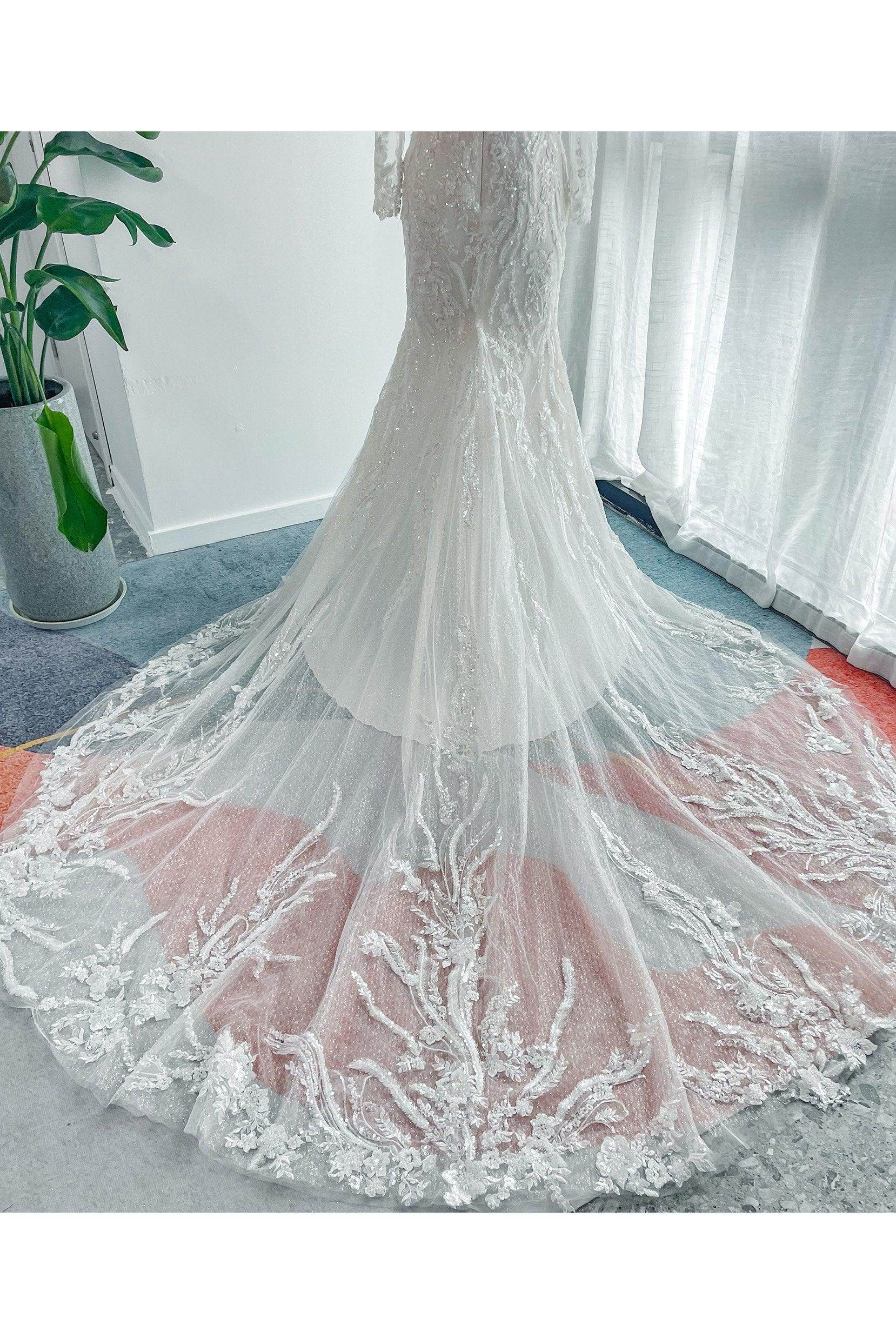 VET428 Trumpet-Mermaid Chapel Train Lace Tulle Wedding Dress - Image 7