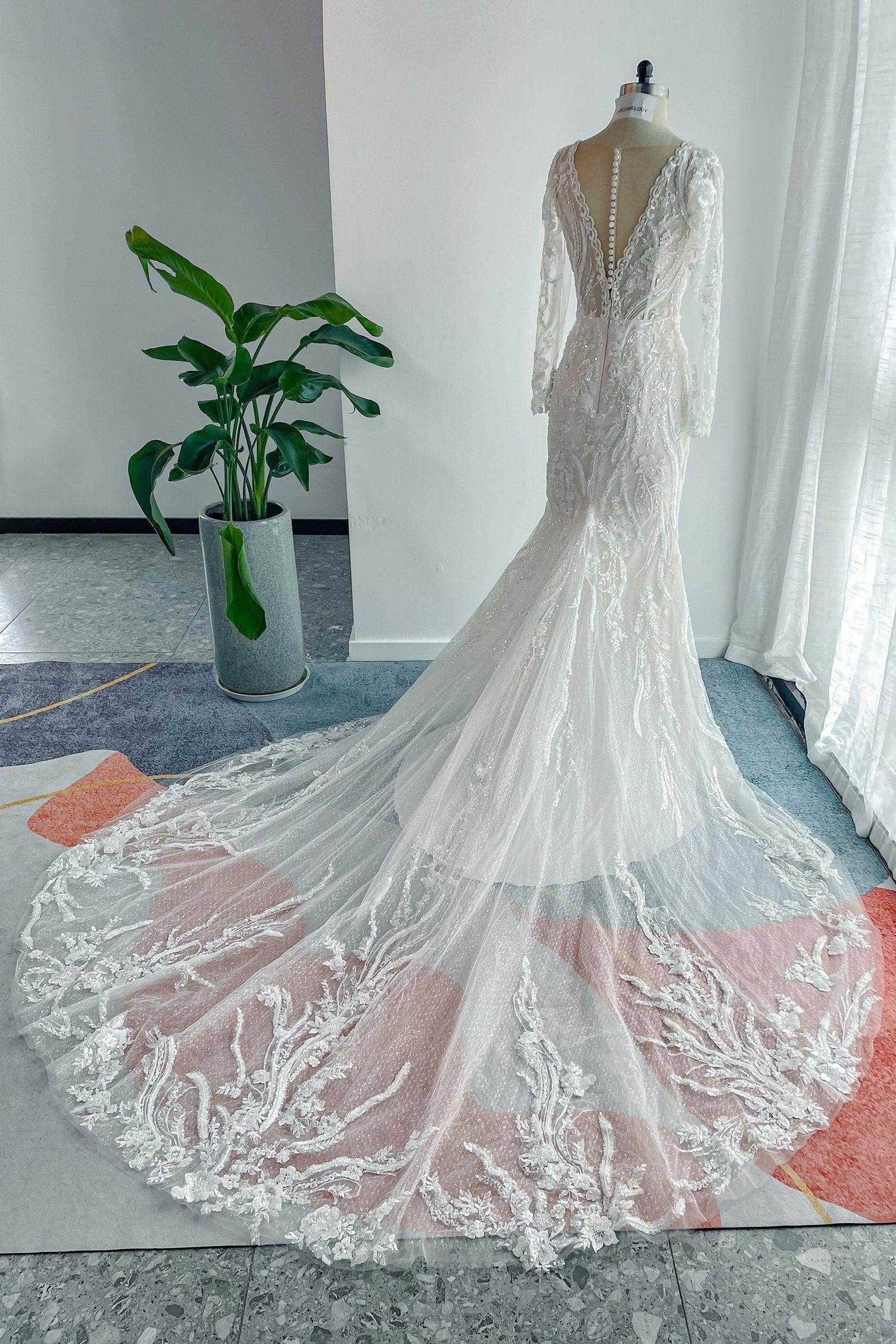 VET428 Trumpet-Mermaid Chapel Train Lace Tulle Wedding Dress - Image 2